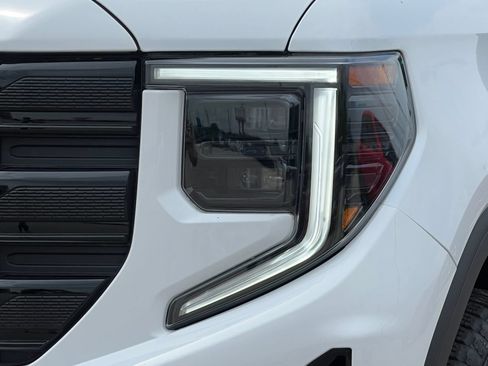 Used 2025 GMC Sierra 1500 Elevation AWD/4WD image 42