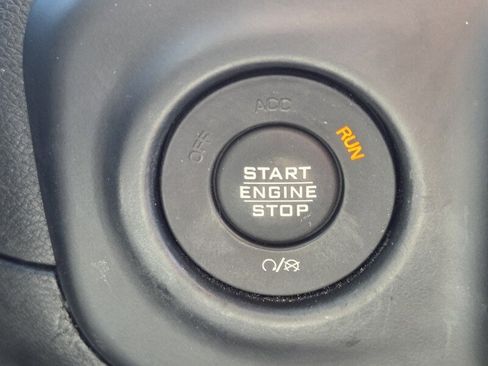 Used 2020 Jeep Wrangler Rubicon AWD/4WD image 26