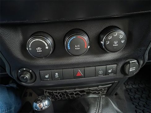 Used 2016 Jeep Wrangler Unlimited Sahara w/ Connectivity Group image 20