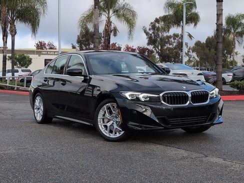 Used 2025 BMW 330i 330i w/ Convenience Package image 2