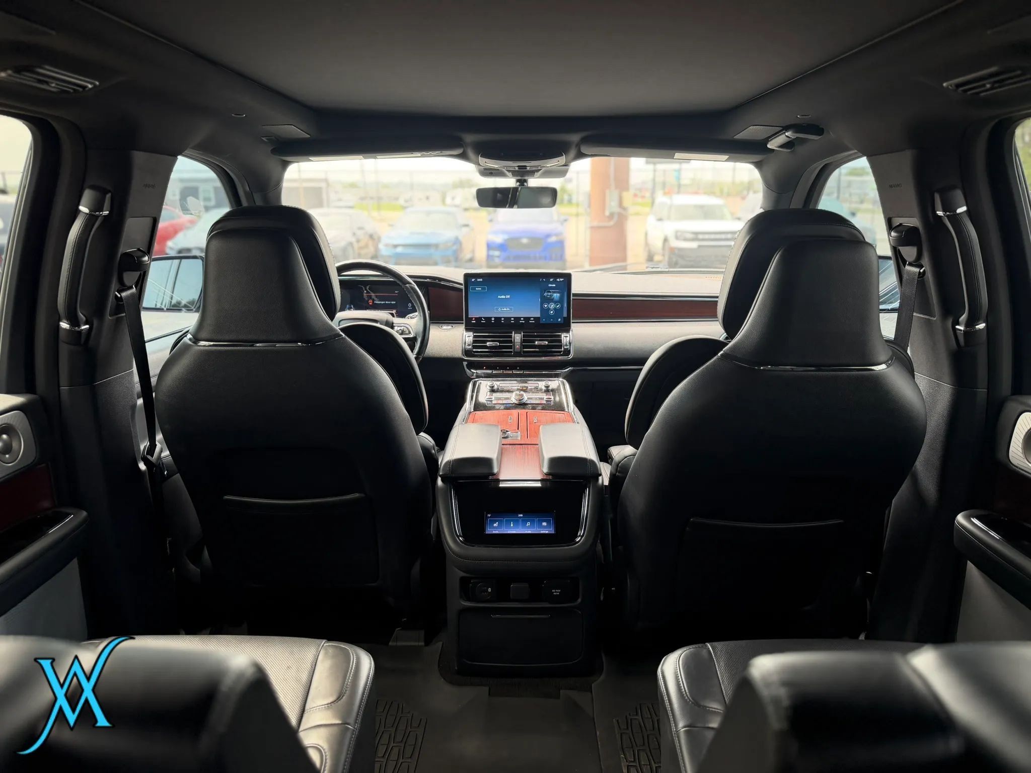 Used 2023 Lincoln Navigator Reserve AWD/4WD image 27