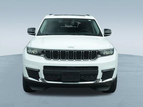 Used 2022 Jeep Grand Cherokee L Limited AWD/4WD image 2