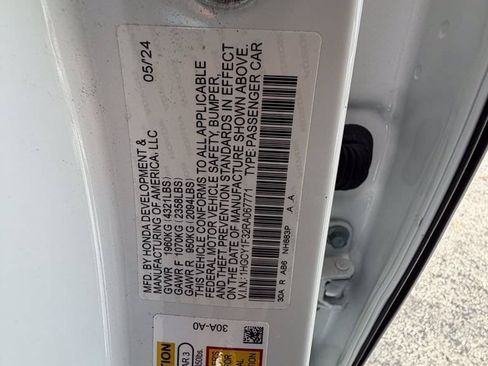 Used 2024 Honda Accord EX image 34