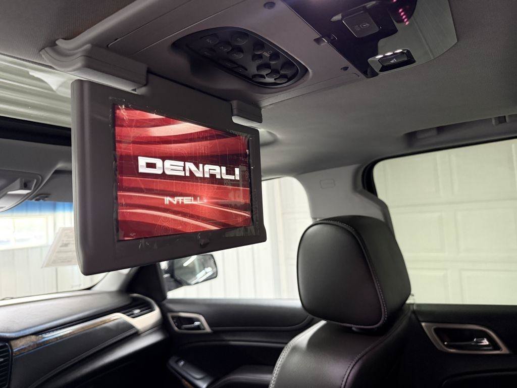 Used 2015 GMC Yukon XL Denali w/ Touring Package AWD/4WD image 36