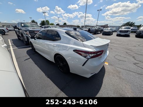 Used 2023 Toyota Camry XSE FWD image 5