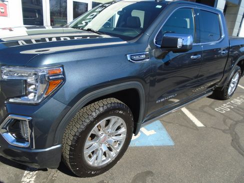 Used 2019 GMC Sierra 1500 Denali w/ Technology Package image 11