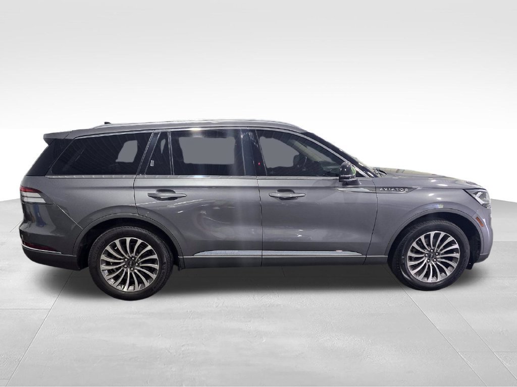Used 2022 Lincoln Aviator Reserve w/ Elements Package Plus AWD/4WD image 6