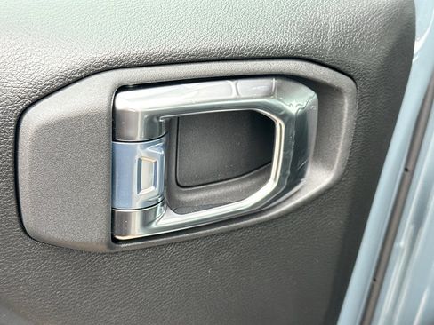 New 2026 Jeep Gladiator Sport image 32