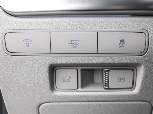 Used 2024 Hyundai Palisade Calligraphy image 19