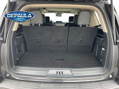 Used 2024 Ford Expedition XLT AWD/4WD image 6