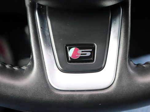 Used 2020 Jaguar F-PACE S AWD/4WD image 32