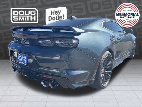 Used 2021 Chevrolet Camaro ZL1 RWD image 19