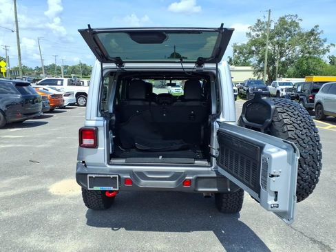Used 2022 Jeep Wrangler Unlimited Rubicon AWD/4WD image 19