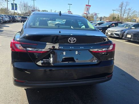 Certified 2025 Toyota Camry LE w/ Convenience Package AWD/4WD image 7
