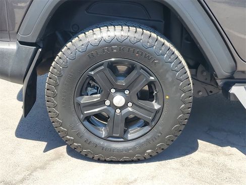 Used 2021 Jeep Wrangler Unlimited Sport image 6