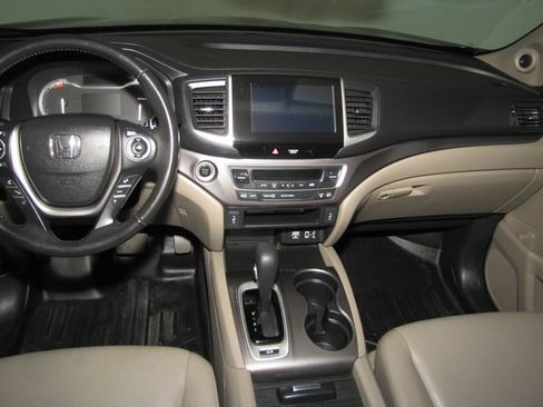 Used 2019 Honda Ridgeline RTL-T image 15