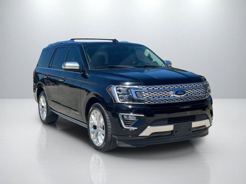 Used 2019 Ford Expedition Platinum RWD image 3