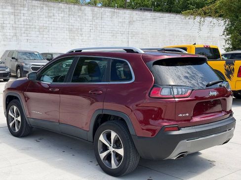 Used 2019 Jeep Cherokee Limited AWD/4WD image 6