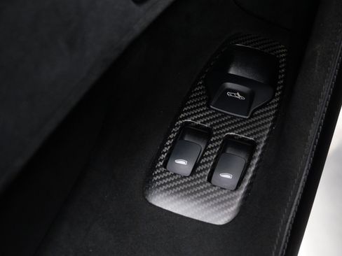 Used 2019 McLaren 600LT image 29