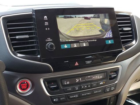 Used 2020 Honda Pilot EX image 23