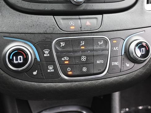 Used 2024 Chevrolet Malibu LT FWD image 20