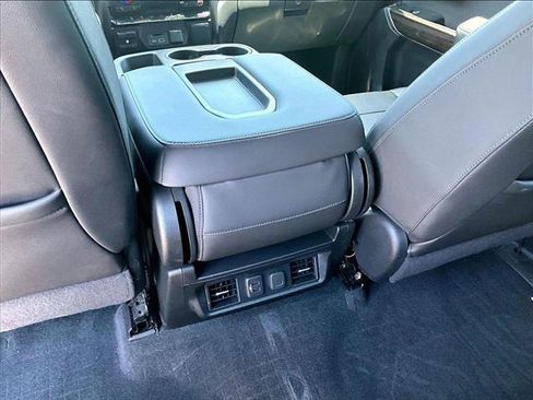 Used 2020 Chevrolet Silverado 1500 LT w/ Convenience Package AWD/4WD image 24