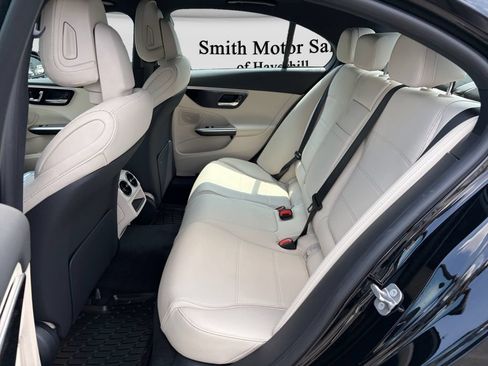 Certified 2026 Mercedes-Benz C 300 4MATIC Sedan image 18