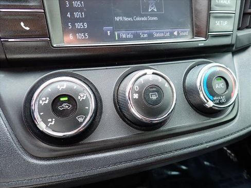 Used 2016 Toyota RAV4 LE FWD image 19