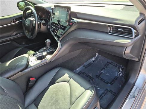 Used 2023 Toyota Camry XSE FWD image 21