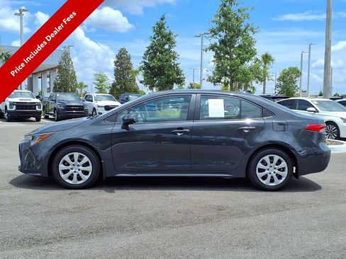 Used 2026 Toyota Corolla LE FWD image 4