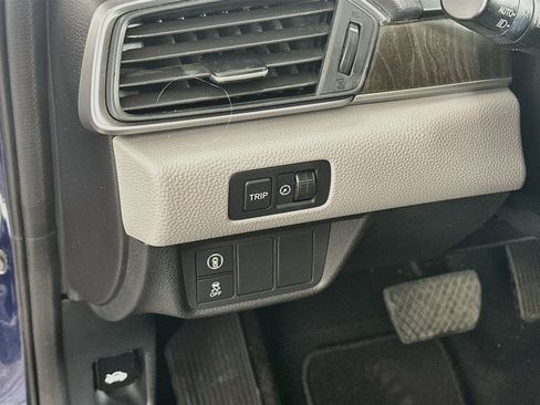 Used 2018 Honda Accord EX image 17