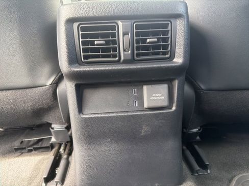 Used 2026 Toyota 4Runner Limited AWD/4WD image 23