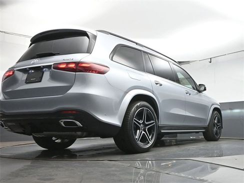 New 2026 Mercedes-Benz GLS 450 4MATIC image 40