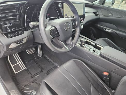 Used 2024 Lexus RX 500h F Sport w/ Convenience Package image 11