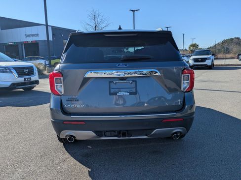 Used 2021 Ford Explorer Limited w/ Equipment Group 301A image 5