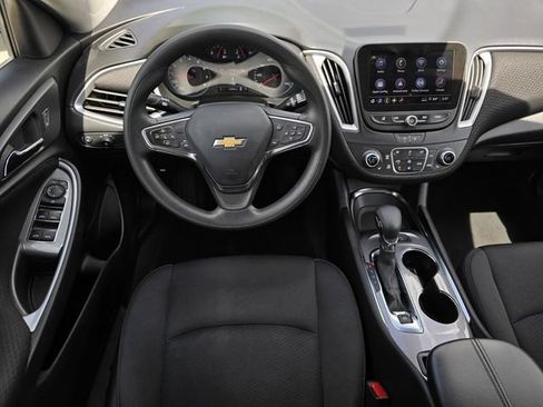 Used 2024 Chevrolet Malibu LT FWD image 13