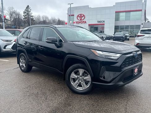 Used 2024 Toyota RAV4 XLE w/ Convenience Package image 1