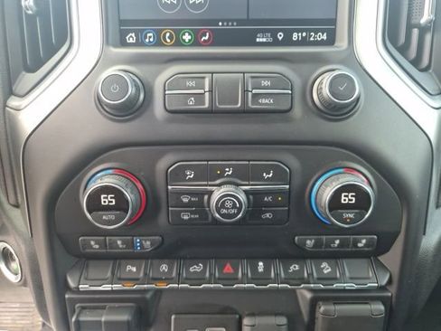 Used 2019 Chevrolet Silverado 1500 LTZ w/ LTZ Plus Package AWD/4WD image 27