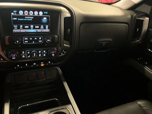 Used 2018 Chevrolet Silverado 1500 LTZ Z71 w/ Redline Edition AWD/4WD image 5
