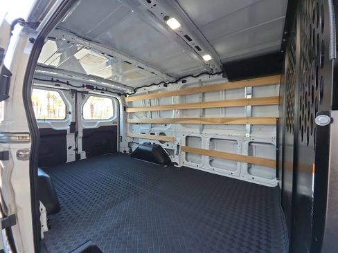 Used 2025 Ford Transit 250 Low Roof w/ Exterior Upgrade Package RWD image 19