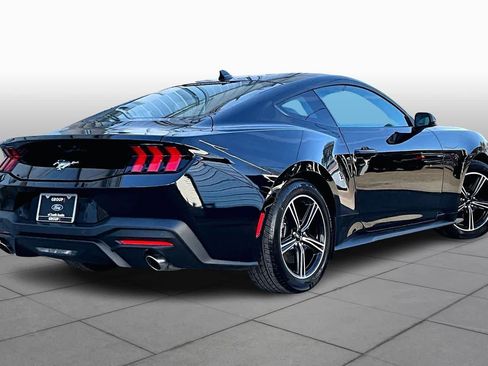 Used 2025 Ford Mustang Coupe image 13