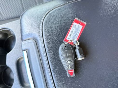 Used 2019 RAM 1500 Express w/ Wheel & Sound Group AWD/4WD image 17