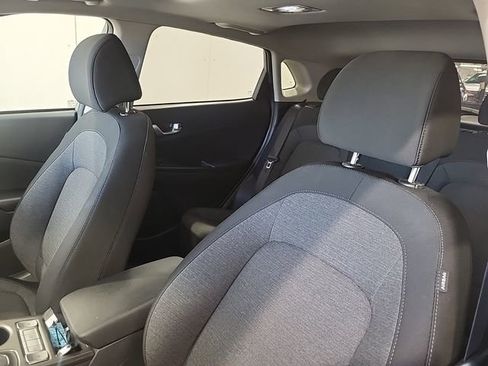 Used 2023 Hyundai Kona SEL FWD image 8