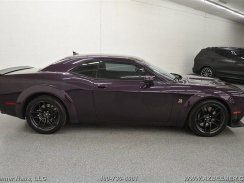 Used 2022 Dodge Challenger R/T Scat Pack RWD image 9