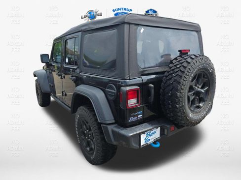 Used 2023 Jeep Wrangler Unlimited w/ Cold Weather Group AWD/4WD image 6