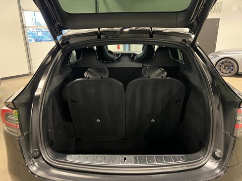 Used 2018 Tesla Model X 75D image 31
