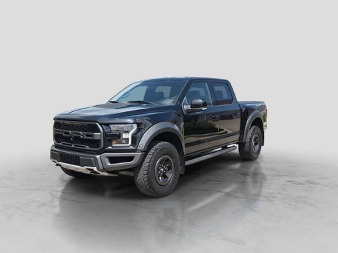 Used 2018 Ford F150 Raptor w/ Equipment Group 802A Luxury AWD/4WD image 4