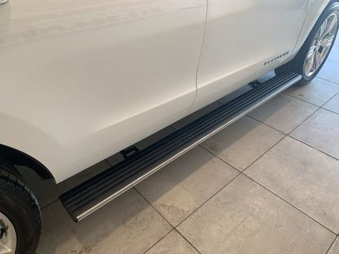 Used 2024 Ford Expedition Platinum image 7