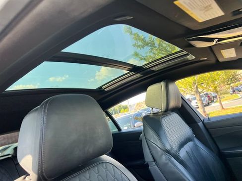 Used 2020 BMW X6 M50i AWD/4WD image 32