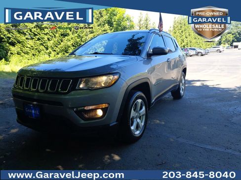 Used 2019 Jeep Compass Latitude w/ Popular Equipment Group AWD/4WD image 29